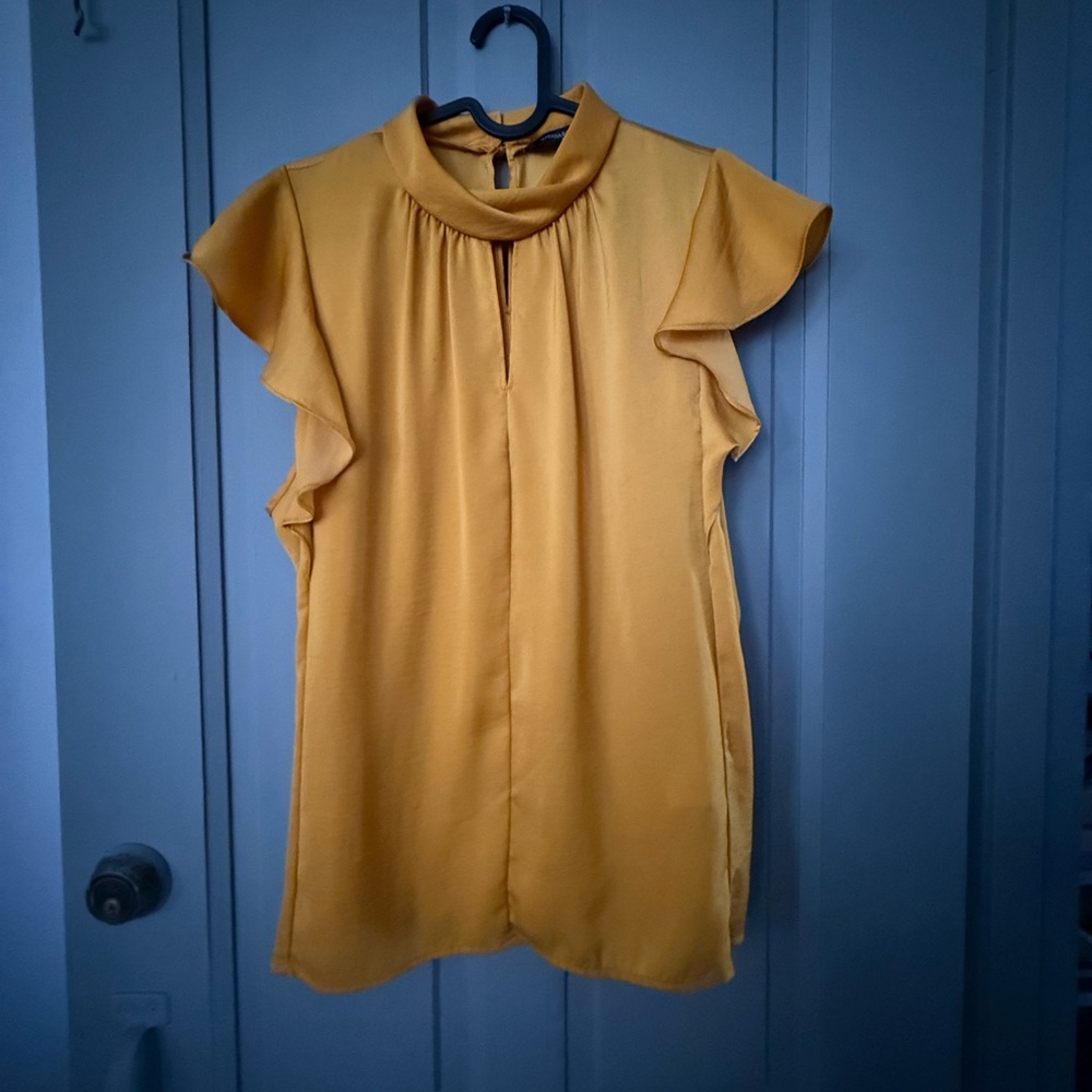 Banana Republic Yellow Puff Sleeve Blouse with Mandarin Collar